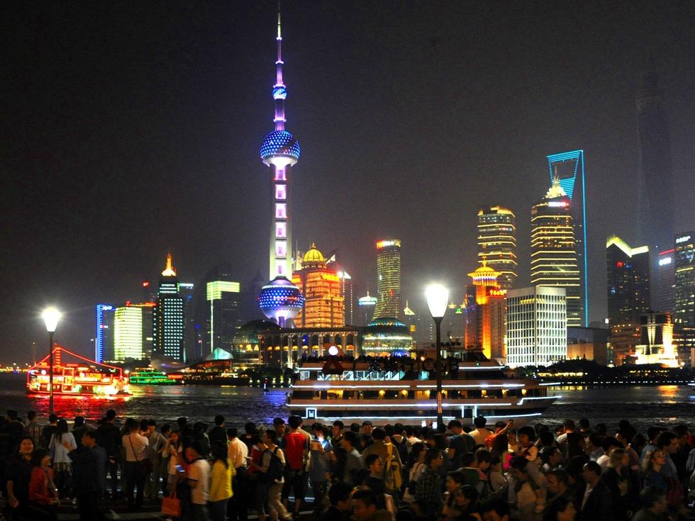 排队经济产生的原因_房地产是不是实体经济_中国门票经济产生的原因