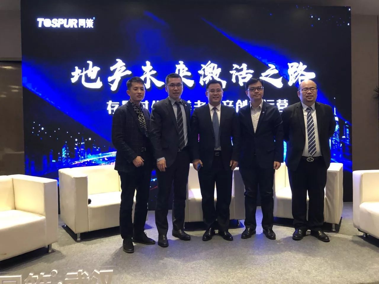 家庭养老社区养老_社区养老与机构养老_永泰房地产 养老社区