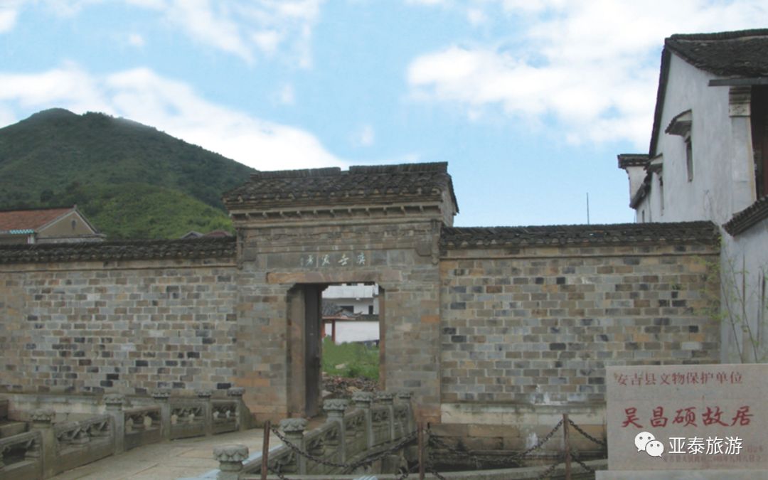 安吉百草园二日游_安吉中南百草园附件的酒店_安吉中南百草园度假大酒店