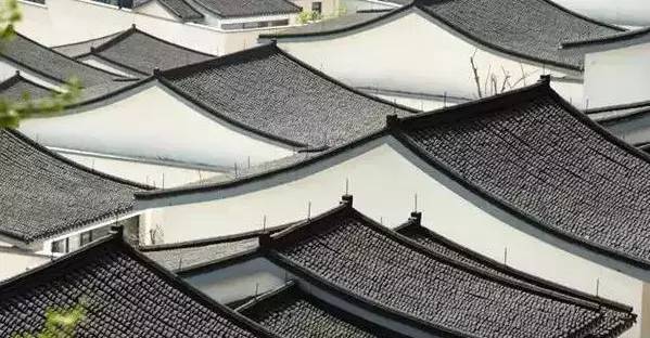 安吉皇家酒店西安_安吉江南天池滑雪场酒店_曼谷皇家酒店猛鬼酒店