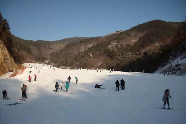 安吉滑雪旅游攻略_安吉滑雪温泉二日游_安吉滑雪温泉