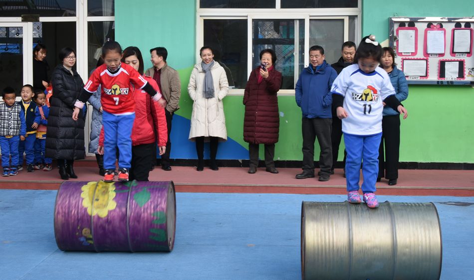 安吉幼儿园户外游戏材料特点_安吉幼儿园户外游戏_安吉幼儿园户外游戏