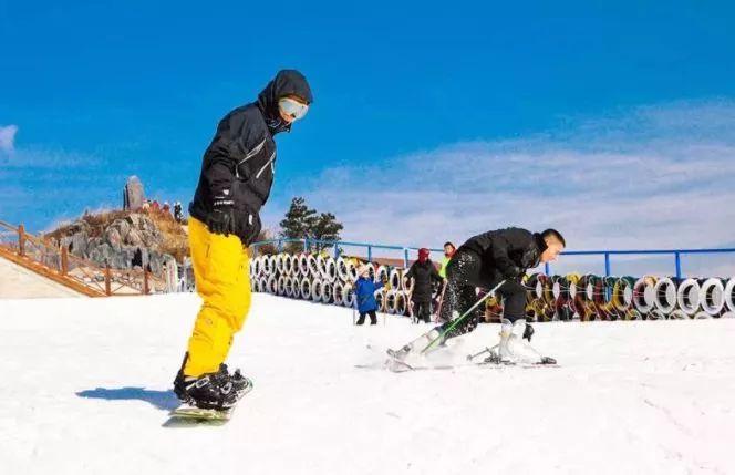 安吉滑雪旅游攻略_安吉滑雪场什么时候有雪_安吉温泉滑雪