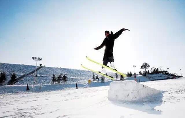 安吉滑雪注意事项_安吉滑雪门票_安吉滑雪场怎么样