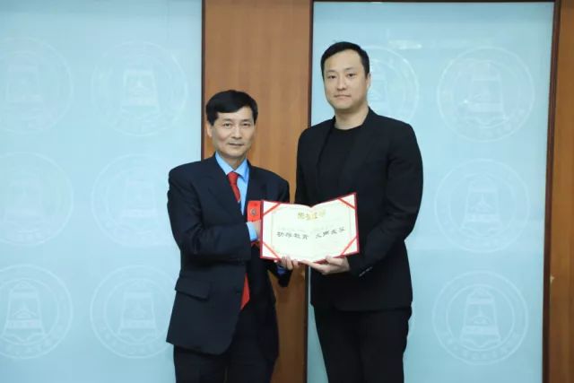 陕西省投资集团(有限)公司_惠东黄埔伟明集团有限鞋公司_大发房地产集团有限公司