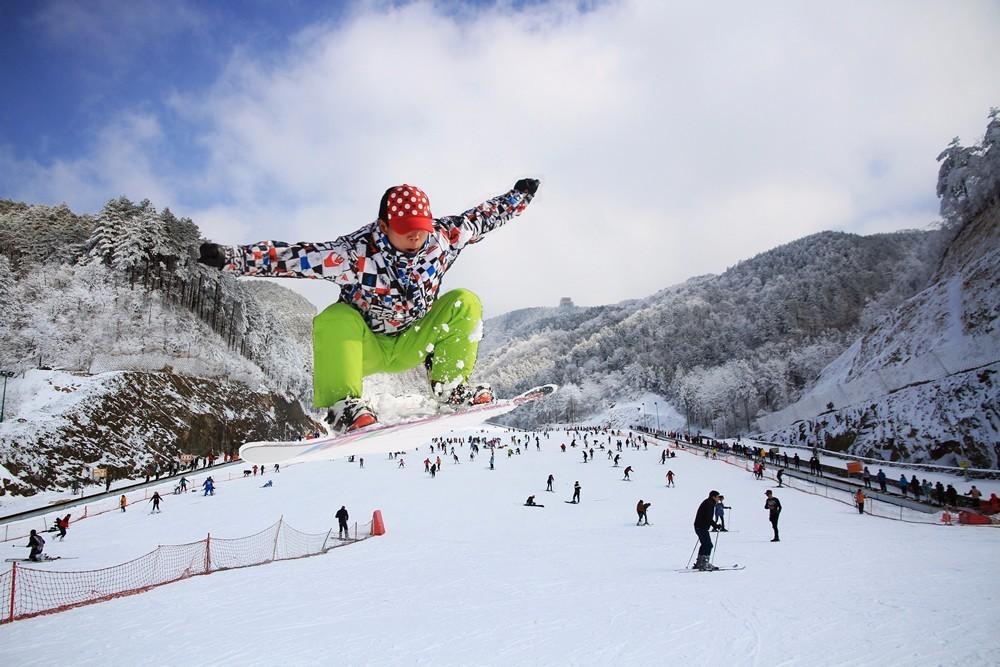 安吉江南天池滑雪_安吉的江南天池滑雪场_安吉江南天池 滑雪场