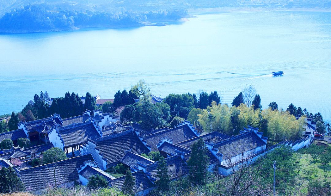 安吉房车营地_安吉房车露营地_安吉房车旅游攻略