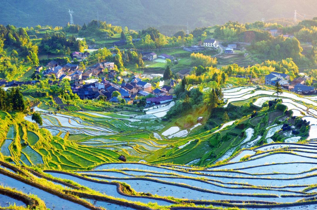安吉房车露营地_安吉房车营地_安吉房车旅游攻略