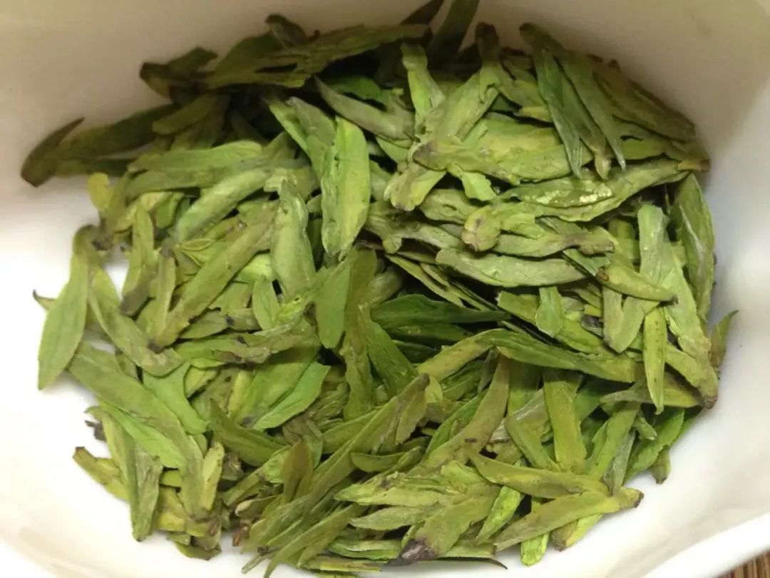 正宗安吉珍稀白茶_正宗安吉白茶价格_安吉特产珍稀白茶价格