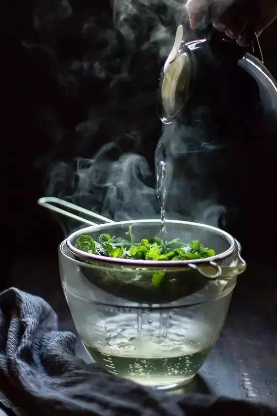 安吉白茶手工炒制全过程视频_安吉白茶手工炒制工艺_怎样炒好安吉白茶
