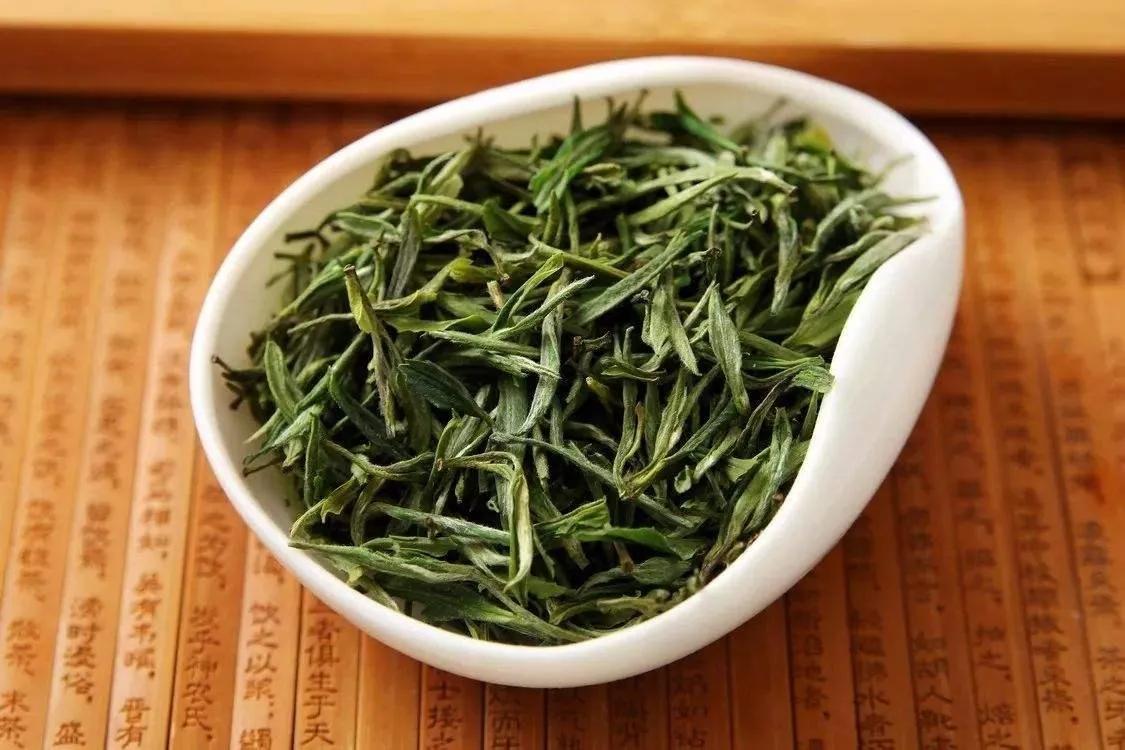 安吉白茶手工炒制工艺_怎样炒好安吉白茶_安吉白茶手工炒制全过程视频