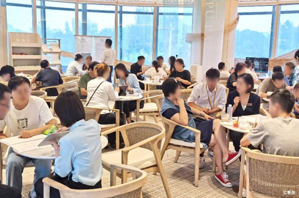 地产开盘主持人开场词_房地产开盘主持对稿_房地产开盘主持词