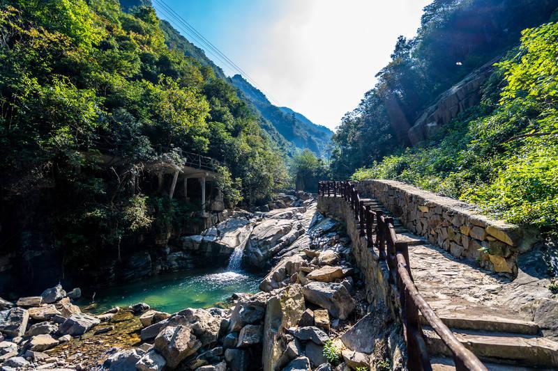 安吉旅游攻略必去景点_安吉旅游景点排名前十_安吉的旅游景点