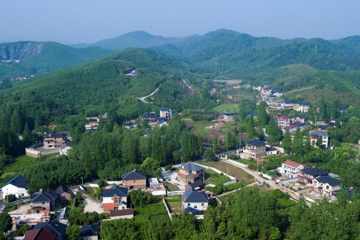 安吉龙王山自驾游攻略_安吉龙王山山顶自驾线路_湖州安吉龙王山 住宿