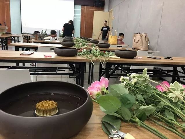 安吉学校食堂_安吉 学校_安吉学校事件
