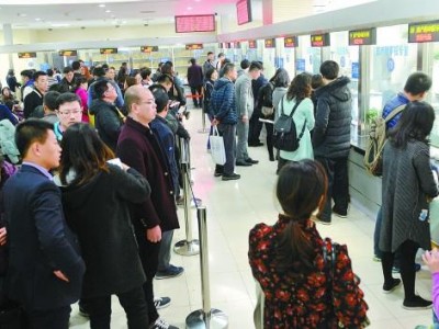 老人欲卖房养老年轻人“买不到房不卖房”
