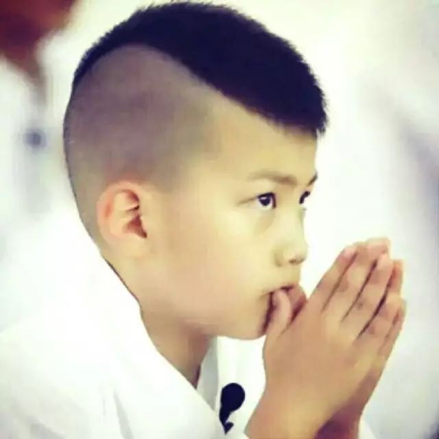 安吉爸爸叫什么名字_安吉照片 爸爸去哪儿_我想看安吉的照片