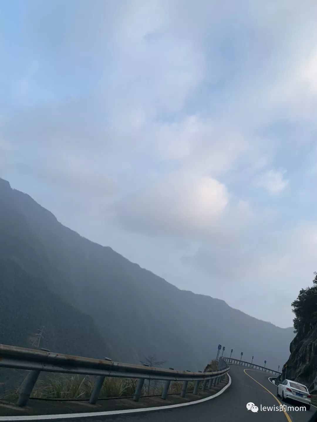 湖州安吉滑雪场_湖州安吉滑雪开放时间_滑雪湖州安吉哪里好
