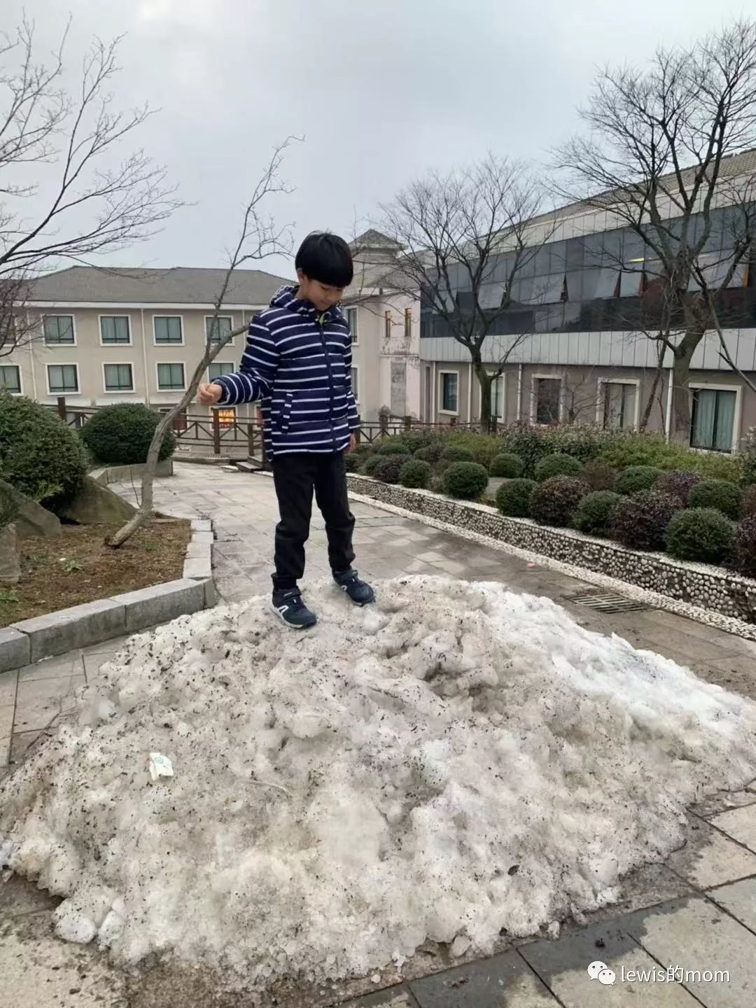 滑雪湖州安吉哪里好_湖州安吉滑雪场_湖州安吉滑雪开放时间