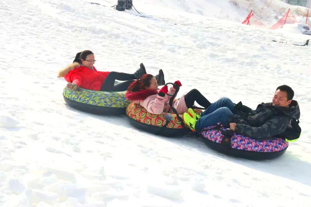 滑雪湖州安吉哪里好玩_湖州安吉滑雪场一年四季吗_湖州安吉滑雪场