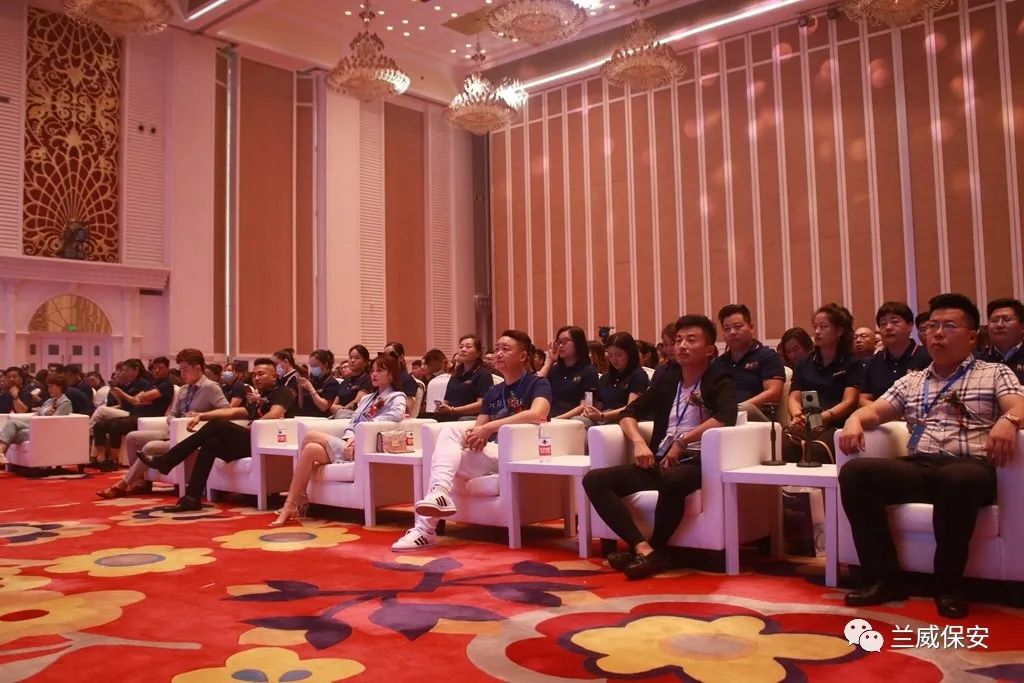 房地产保安形象岗位职责_房地产保安要求_房地产保安岗位职责