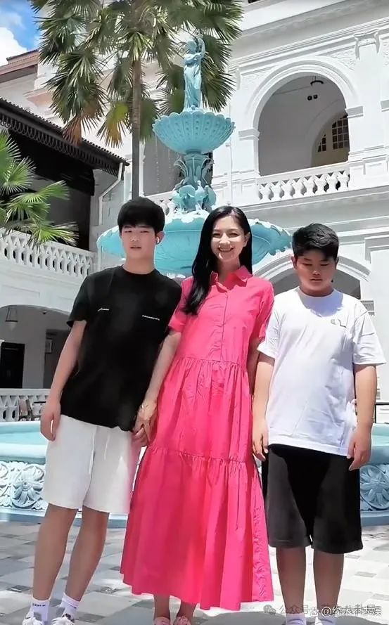 小鱼儿和安吉的视频_安吉小鱼儿甜甜_爸爸去哪儿安吉小鱼儿