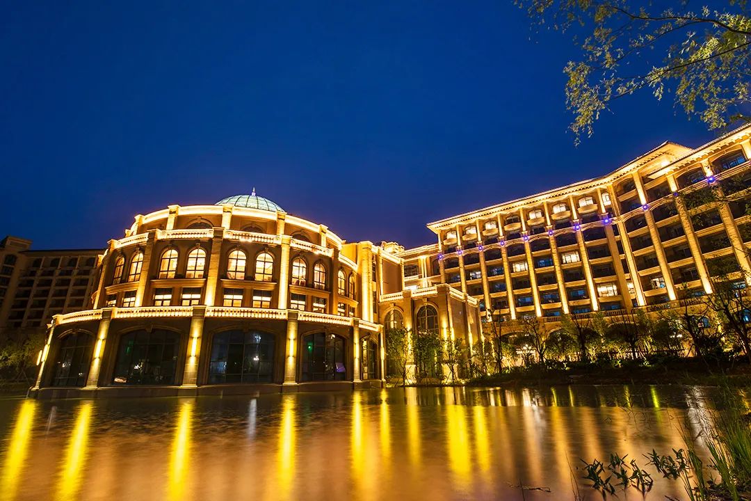 安吉滑雪场附近酒店_安吉滑雪场营业时间_安吉滑雪场边上的酒店