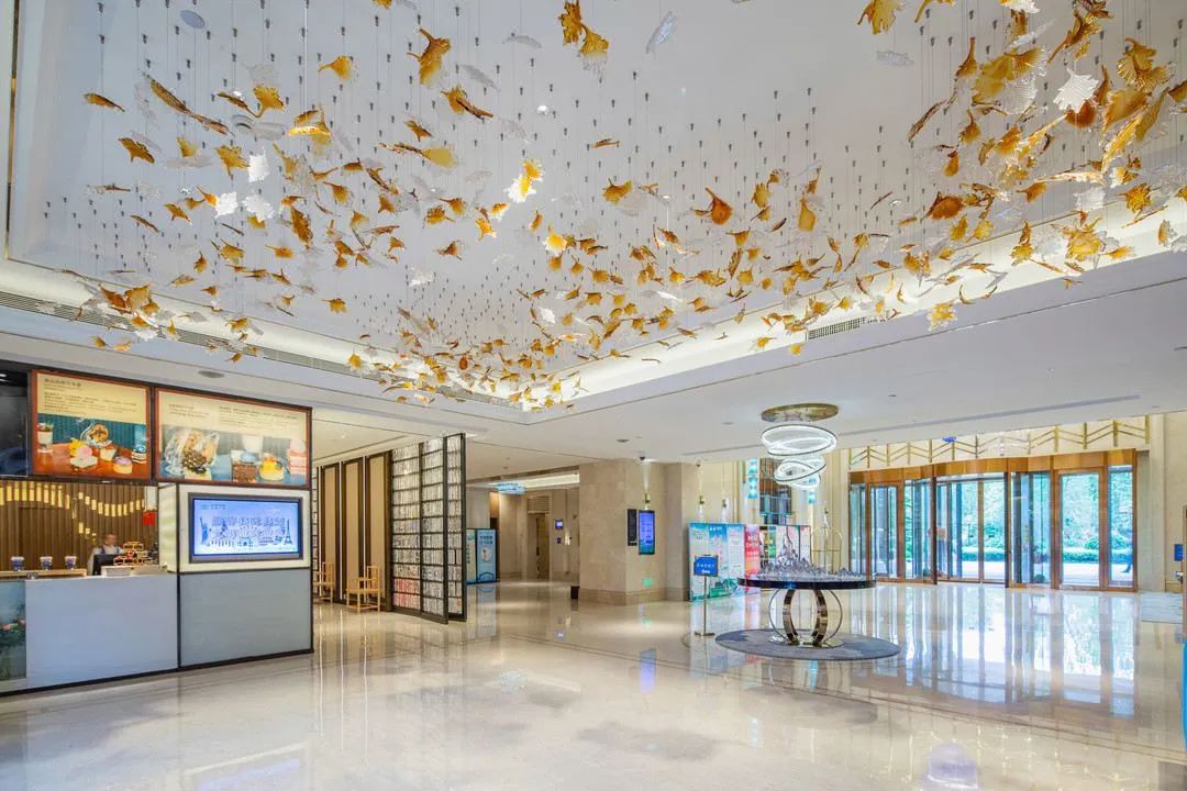 安吉滑雪场附近酒店_安吉滑雪场边上的酒店_安吉滑雪场营业时间