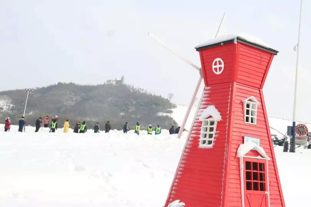 安吉滑雪冷不冷_安吉滑雪场什么时候有雪_安吉滑雪装备