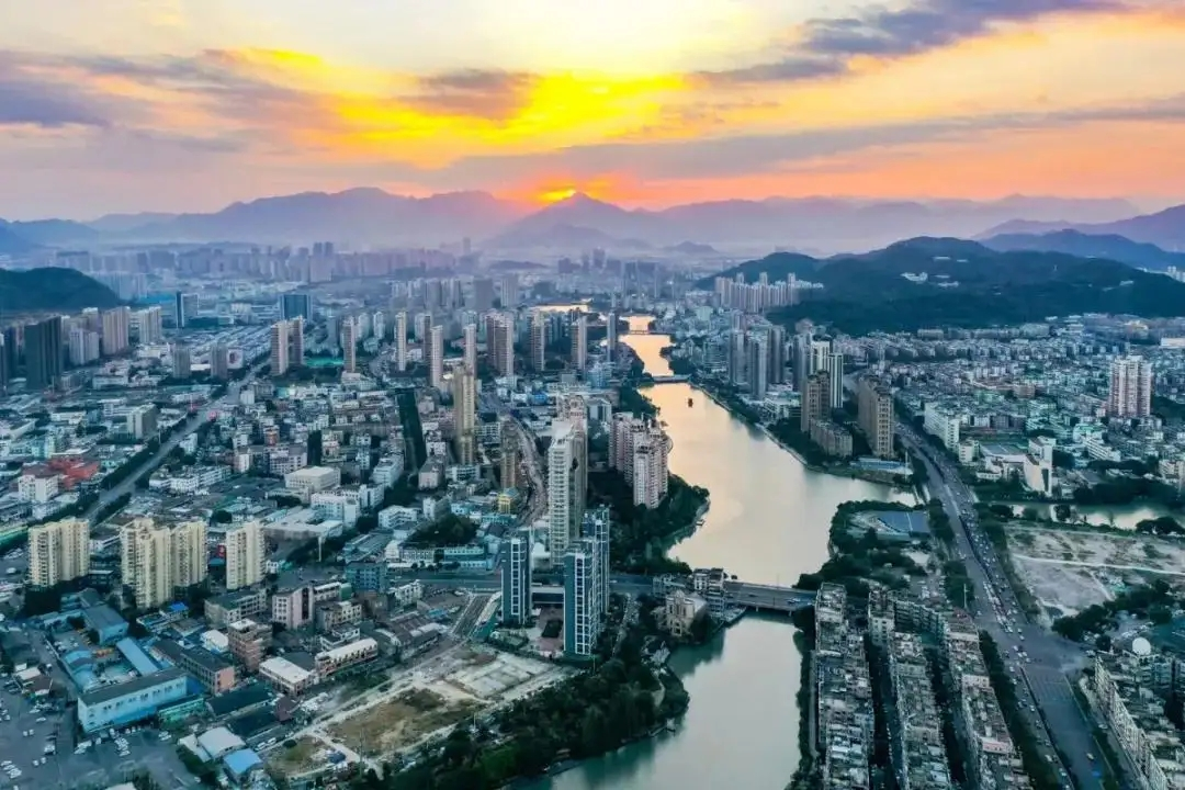 温州楼市崩盘原因_温州房价泡沫破裂原因_温州房价崩盘原因