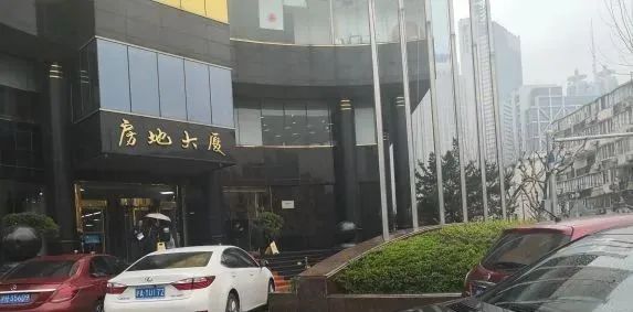 南汇房产交易中心电话_南汇房产交易所地址_南汇房地产交易中心营业时间