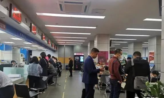 南汇房地产交易中心营业时间_南汇房产交易中心电话_南汇房产交易所地址