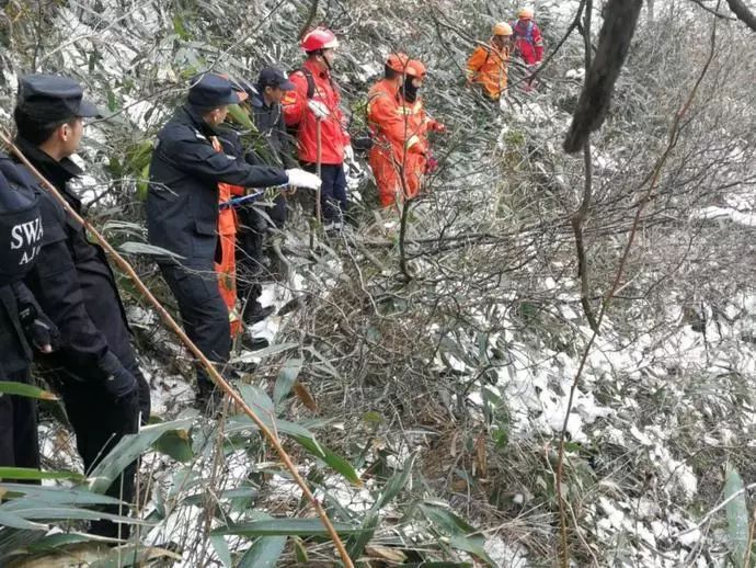 两名驴友安吉失联_安吉失踪的女孩_失联驴友找到了吗