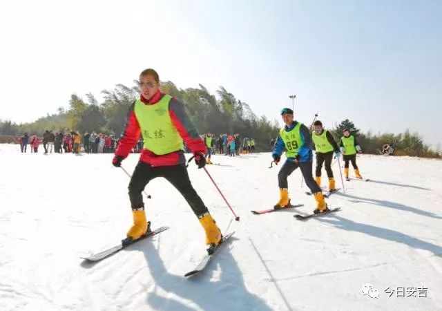 湖州安吉滑雪场_滑雪湖州安吉哪里好_滑雪湖州安吉哪里好玩