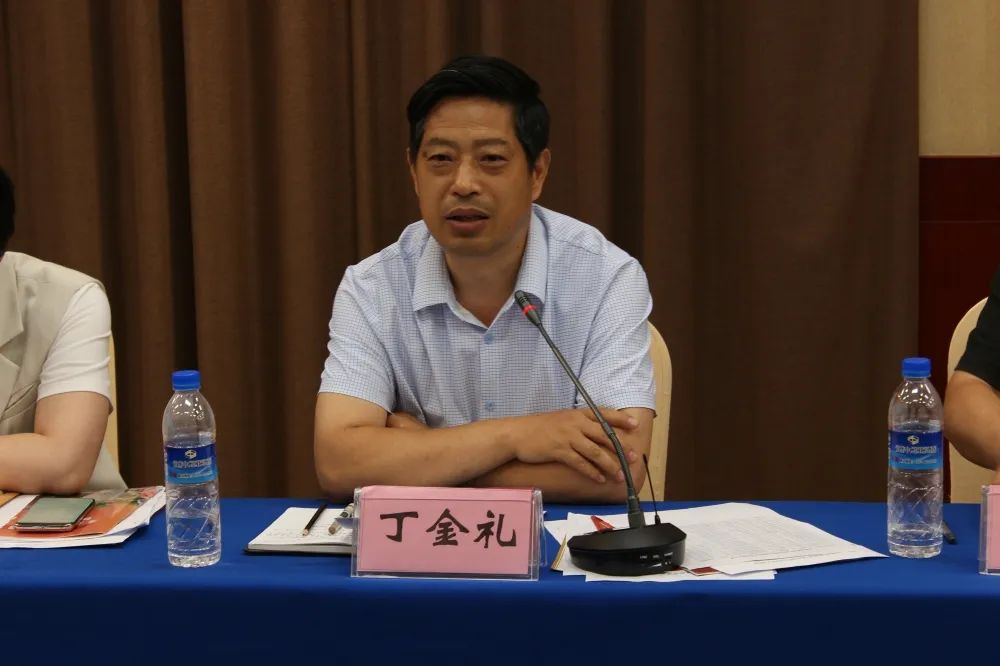 南阳鑫诚企业管理有限公司_南阳鑫尊房地产经纪有限公司_南阳市鑫宛房地产开发有限公司