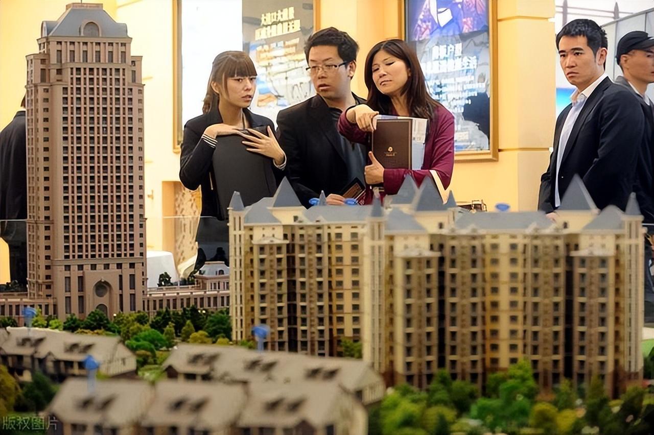 房地产生产过剩_过剩房地产盘活运营_房地产过剩