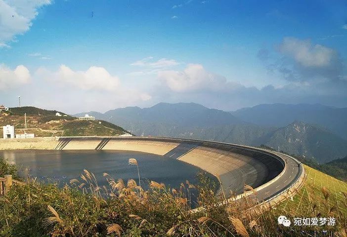 安吉江南天池滑雪场_安吉江南天池滑雪温泉_安吉的江南天池滑雪场