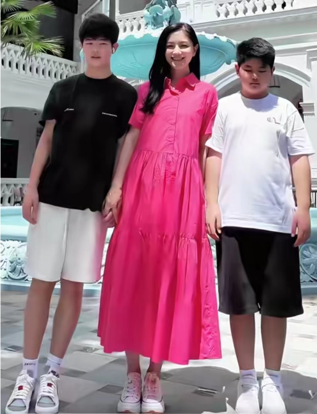 安吉说胡可都四十多了_胡可家的安吉几岁了_安吉胡可立