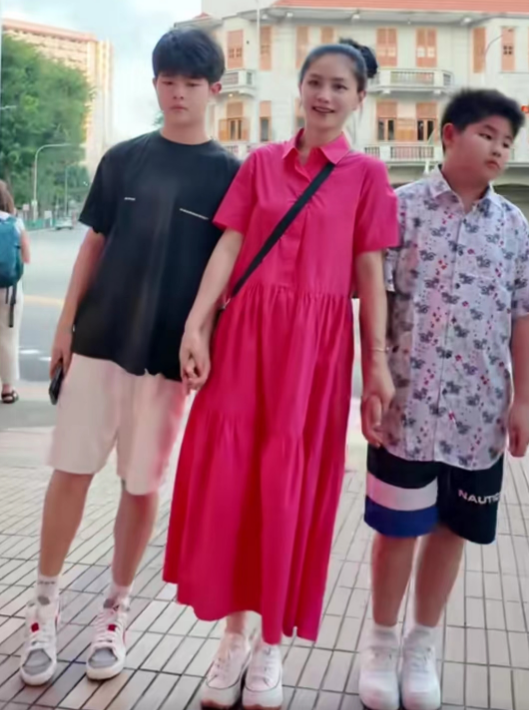 安吉胡可立_安吉说胡可都四十多了_胡可家的安吉几岁了