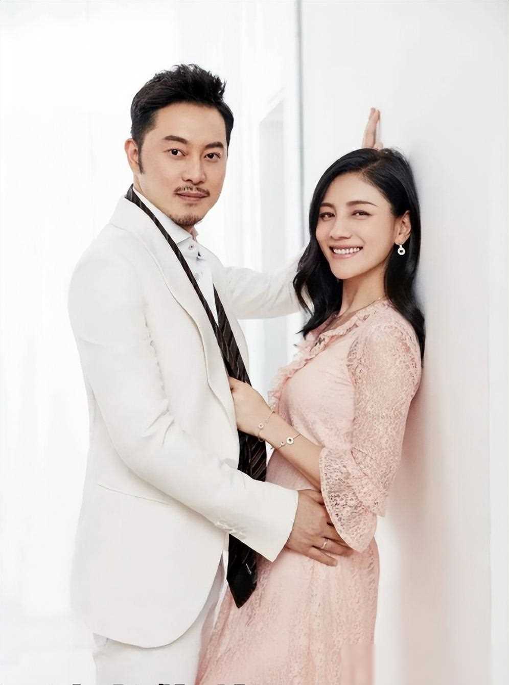 安吉胡可_胡可晒出安吉近照_胡可家的安吉几岁了