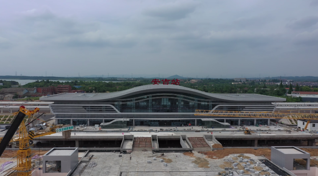 湖州高铁站到安吉_高铁湖州安吉站到杭州东站_湖州市高铁站到安吉县