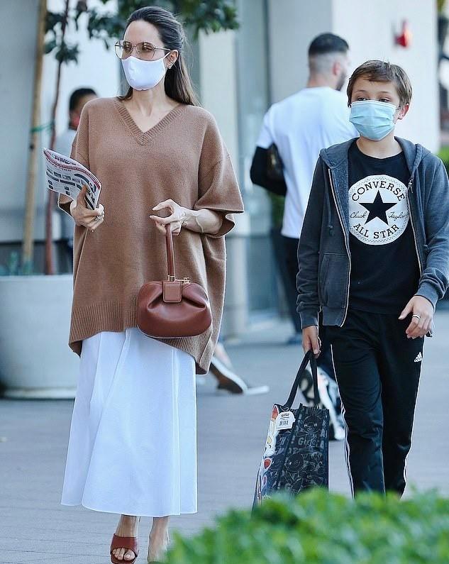 安吉朱丽娜五条经文_安吉朱丽娜_安吉朱丽娜电影