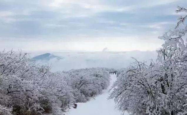 温泉滑雪安吉套票多少钱_安吉滑雪泡温泉_安吉滑雪温泉套票