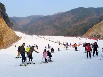 杭州临安大明山滑雪场12月3日正式开业营收近60万元