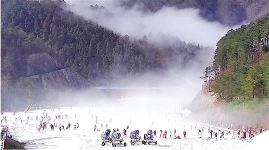 安吉到滑雪场_安吉到江南天池滑雪场_安吉江南天池滑雪场怎么去