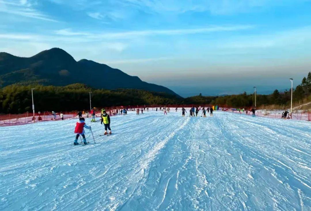 安吉江南天池滑雪攻略_安吉到滑雪场_安吉到江南天池滑雪场