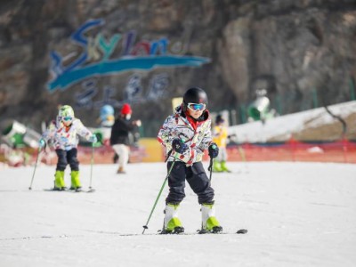 江浙沪游客不用赶到北方在家门口体验冰雪运动乐趣