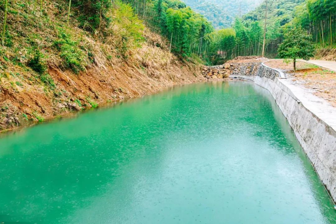 安吉漂流跟团_安吉漂流旅游团_安吉旅游漂流怎么玩
