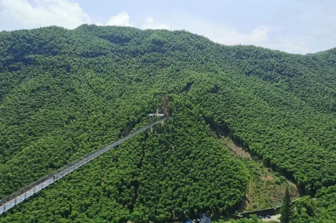 安吉漂流旅游团_安吉漂流跟团_安吉旅游漂流怎么玩