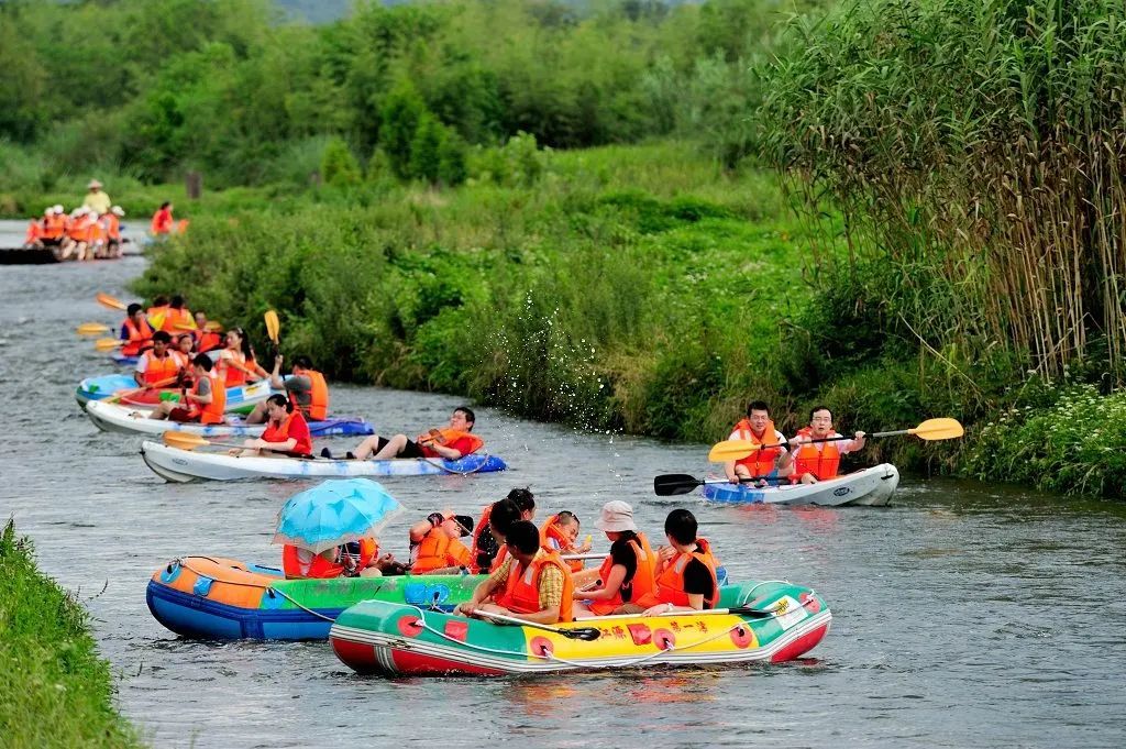 安吉漂流跟团_安吉旅游漂流怎么玩_安吉漂流旅游团